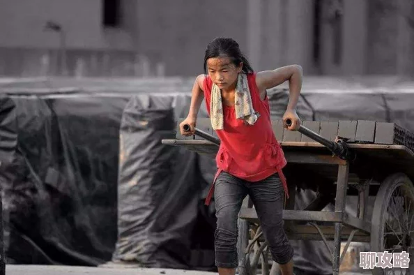 2025热门赚钱秘籍：有钱能使鬼推磨，少女咖啡枪快速攒钱攻略新解